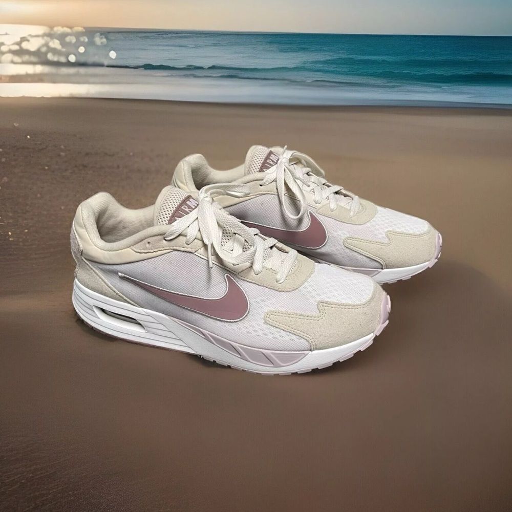 Nike Air Max Solo Beige Women's Sneakers Size 11M
